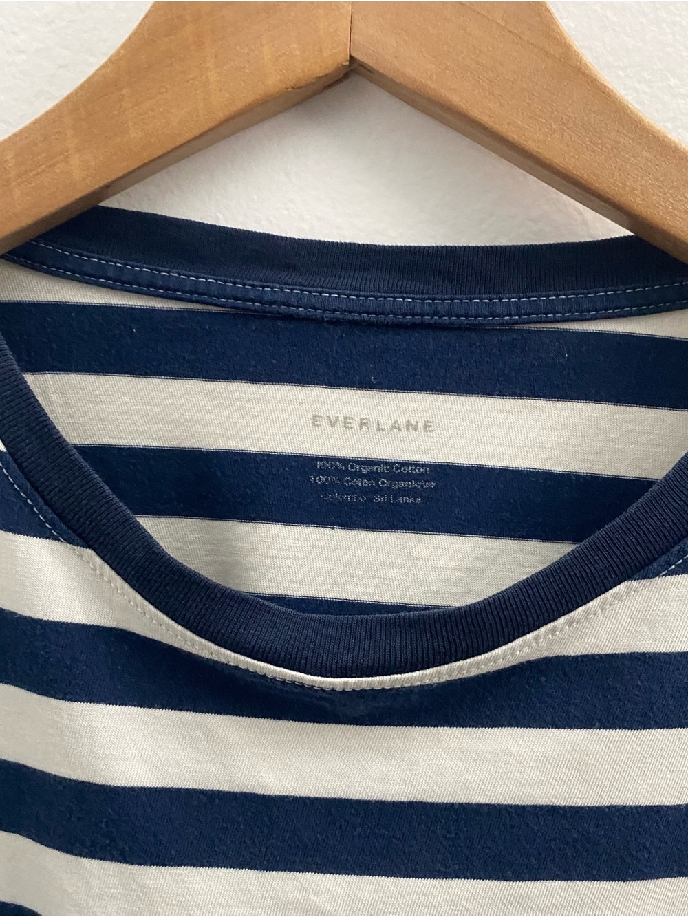 Everlane The Organic Cotton Boxy Tee in Navy/White Stripe Size Small/Medium - Picture 3 of 4